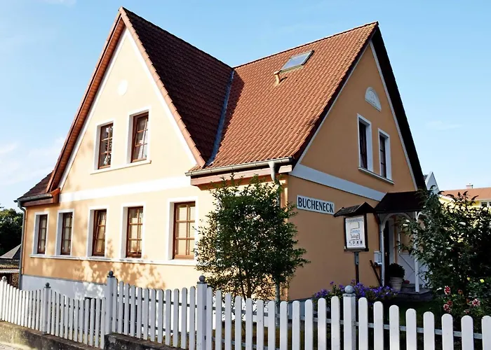 Haus Bucheneck * Sellin (Rugen)